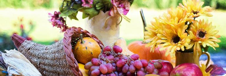 A picture of a cornucopia